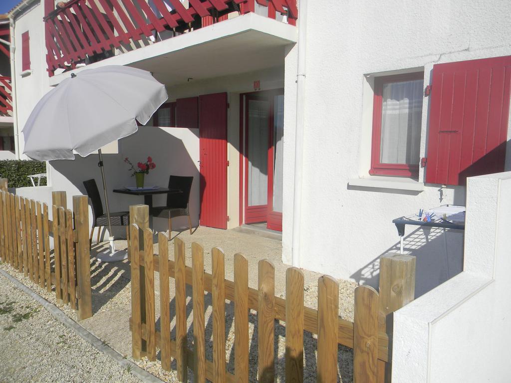 Residence Hoteliere Helios Jonzac Exterior foto