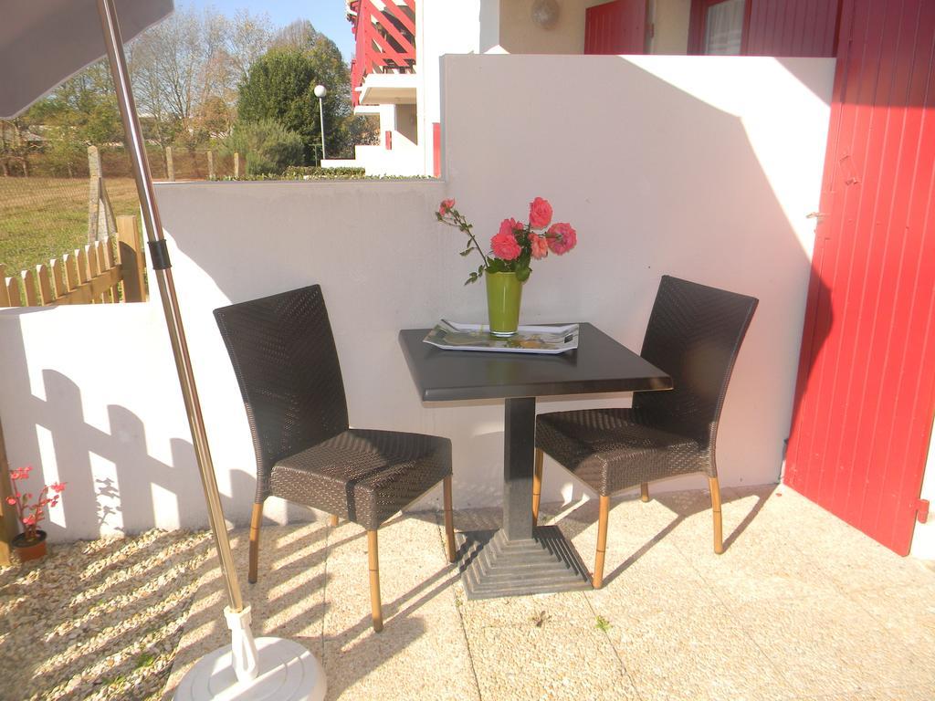 Residence Hoteliere Helios Jonzac Exterior foto